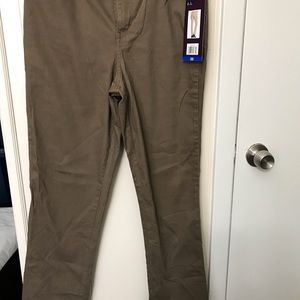 Pant for women Gloria Vanderbilt.